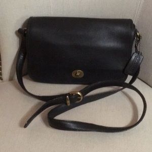 Vintage Coach shoulder Bag